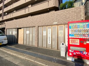 アンドユーイワキ・東大阪の物件外観写真